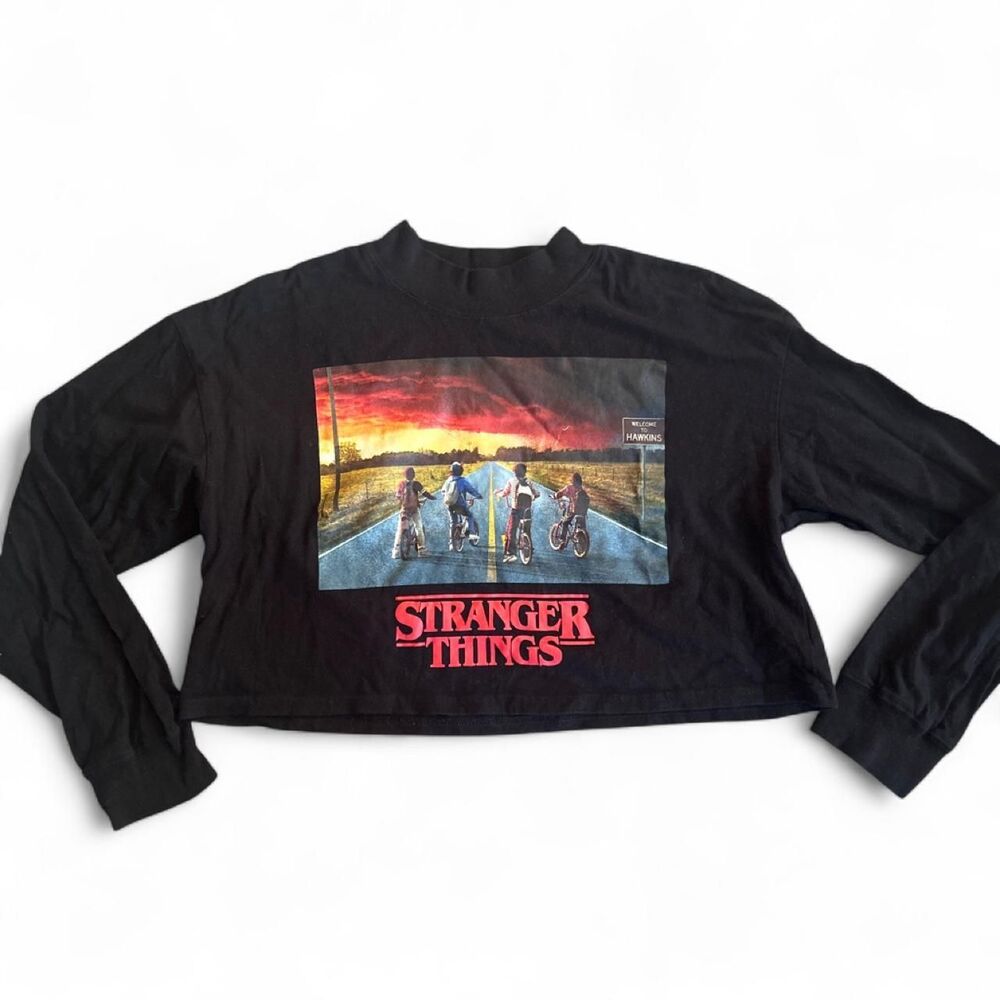 Stranger-things Women's Black Crop-top
